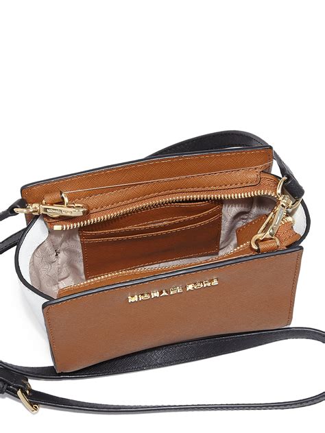 michael michael kors selma zip messenger bag|Michael Kors Selma Monogram Medium Messenger Bag.